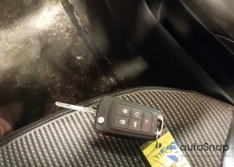 2013 Chevrolet Malibu 1Lt из США, поврежденный, VIN 1G11C5SA2DF147740